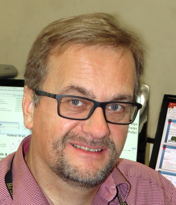 Photo of Dr. Marcel Schlaf