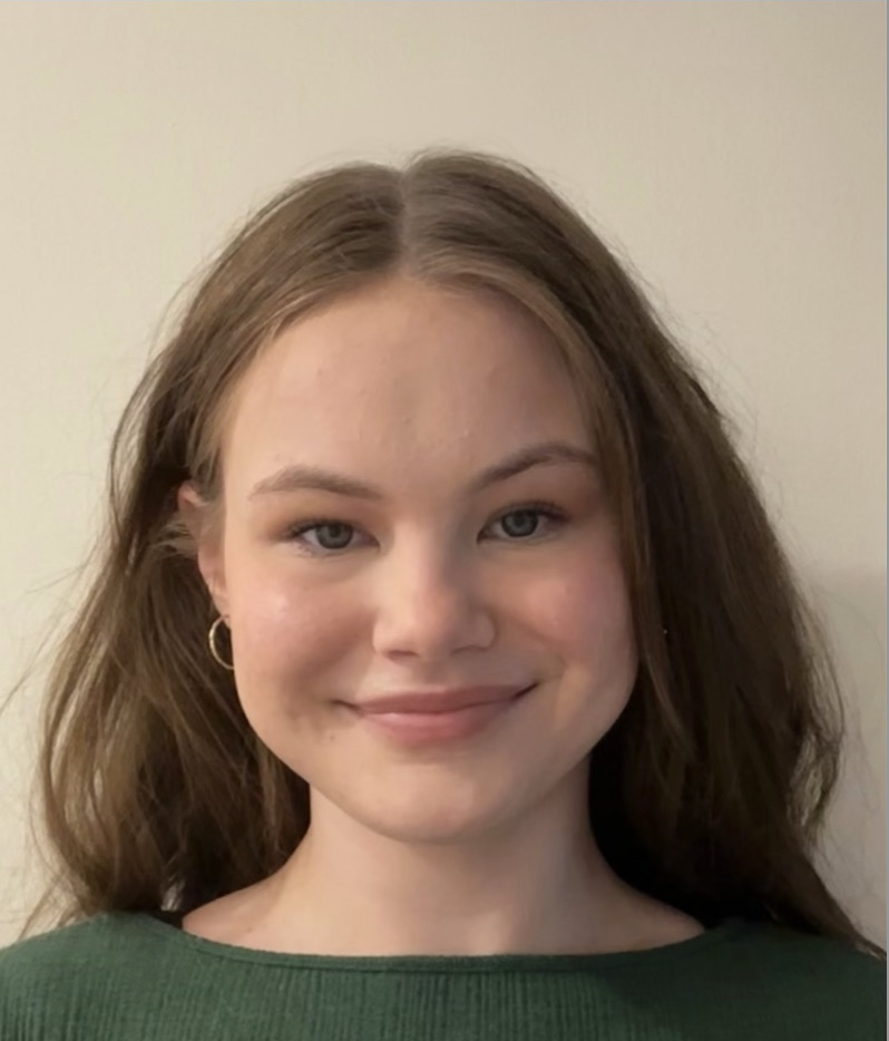 Photo of Jennifer Warner