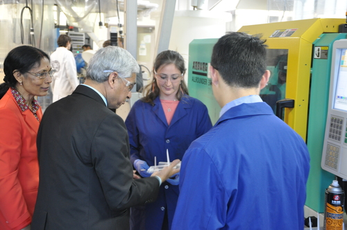 High Commissioner of India given a tour of the bioproducts lab.